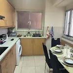 3 Bedroom Old Town 5 Minute Walk To Finnikoudes