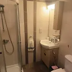شقة 3 Bedroom Old Town 5 Minute Walk To Finnikoudes *