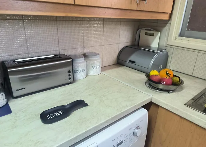 Apartmán 3 Bedroom Old Town 5 Minute Walk To Finnikoudes